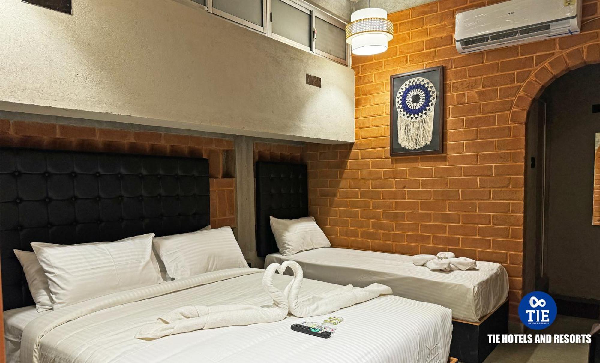 Eden Beach Resort - Tie Hotels & Resorts Pondicherry Bagian luar foto