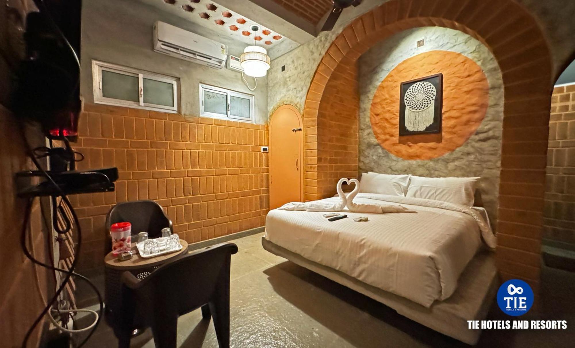 Eden Beach Resort - Tie Hotels & Resorts Pondicherry Bagian luar foto